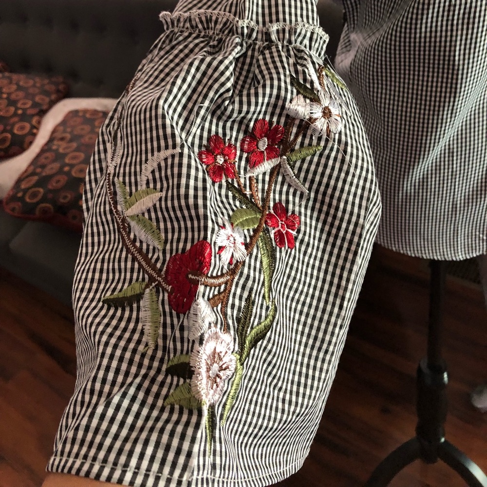 Atem & vine blouse - Picture 5 of 5